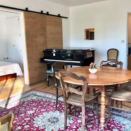 Classy Unit In * פונטנבלו
